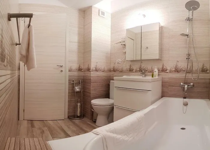 Ana Mamaia Nord Năvodari